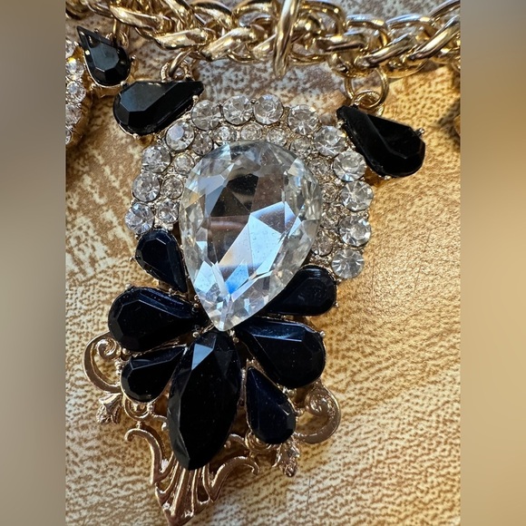 Statement Necklace & Earring Set Gold Black Faux Leather Crystal Gothic Glam - Picture 5 of 6